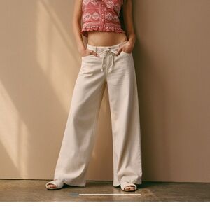 000 Short American Eagle Outfitters Cream Wide-Leg Drawstring Pants